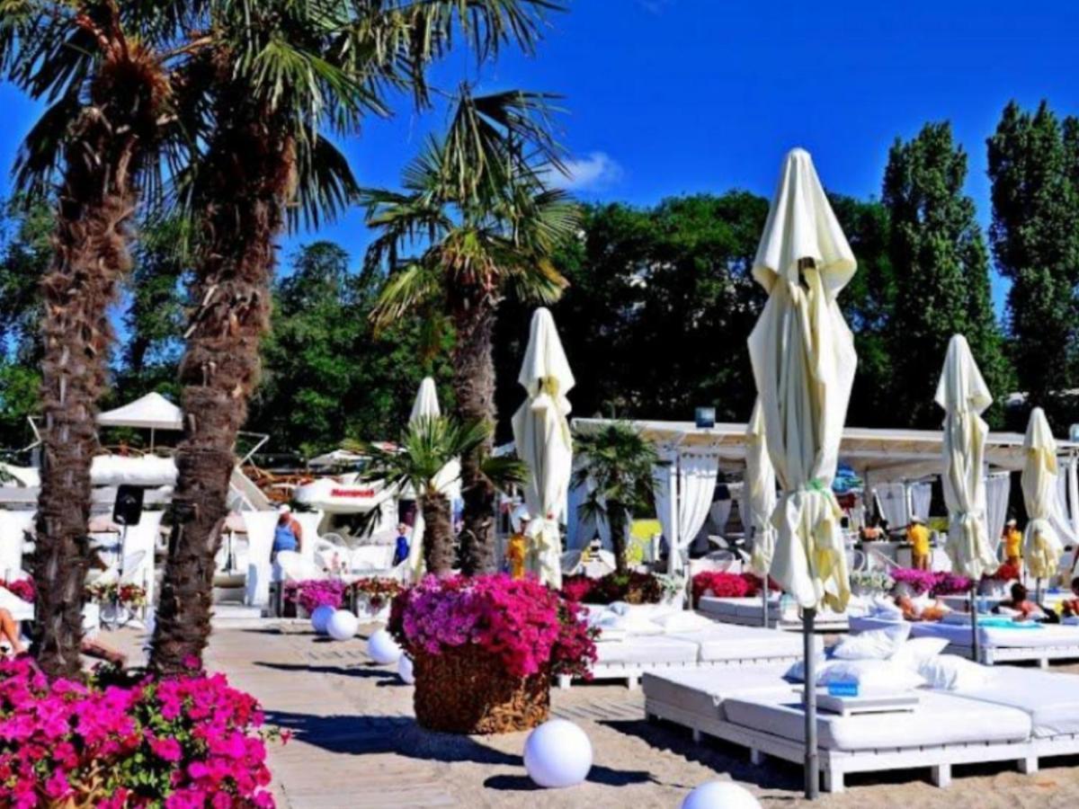Arcadia Vip-Apartments In Golfstream Одеса Екстер'єр фото